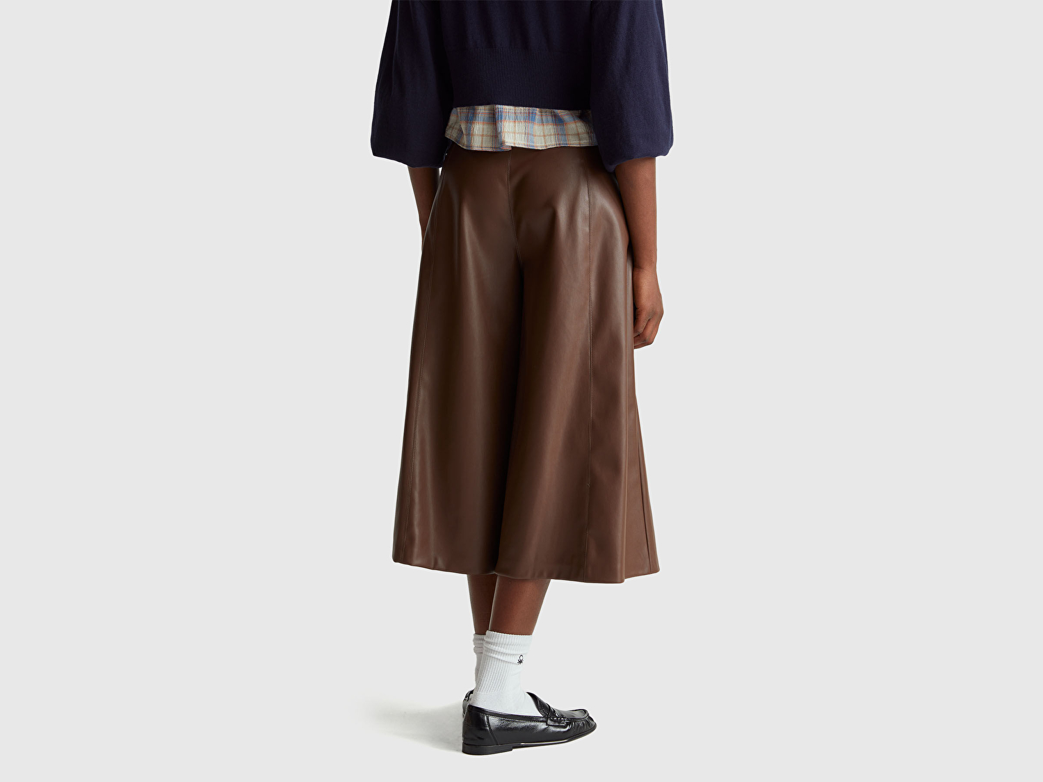 Benetton Kadın Suni Deri Geniş Paça 3/4 Boy Pantolon