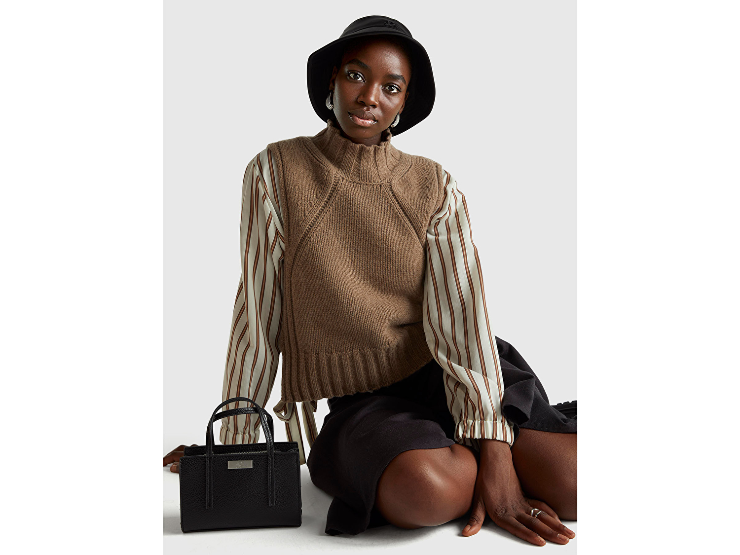 Benetton Kadın Viskoz Karışımlı Çizgili Altı Lastikli Relaxed Fit Gömlek