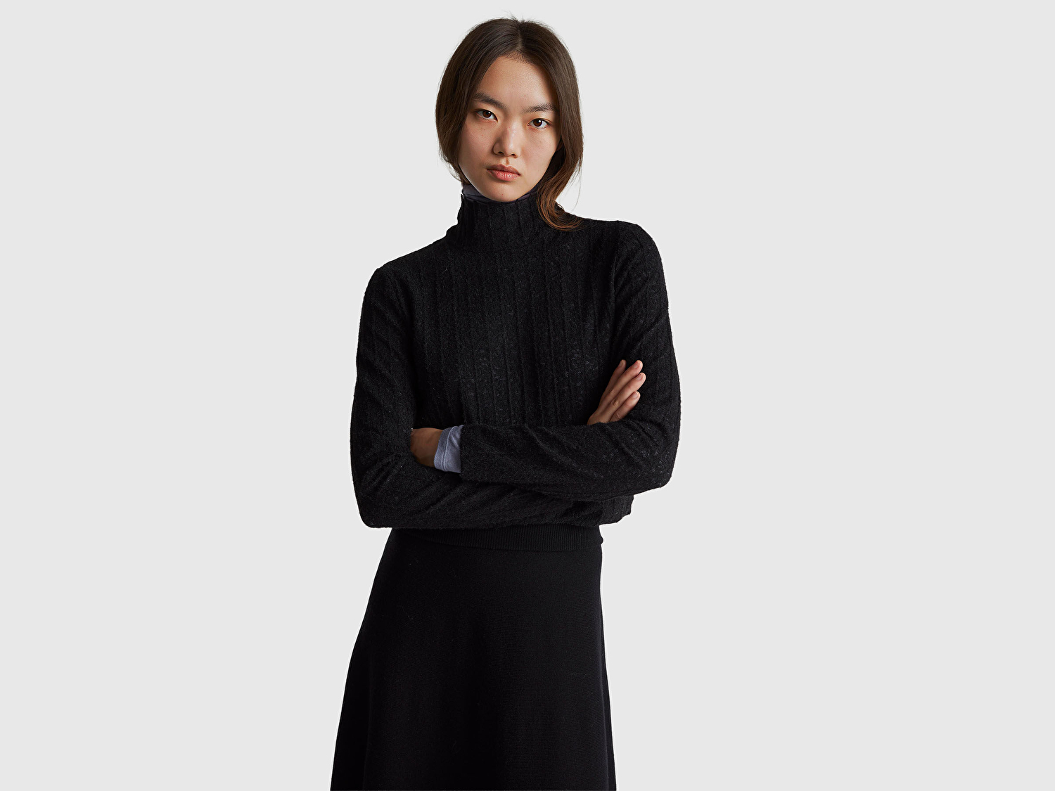 Benetton Kadın Siyah Desenli Dik Yaka Bluz