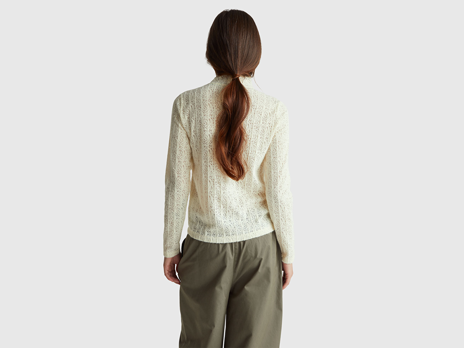 Benetton Kadın Krem Desenli Dik Yaka Bluz