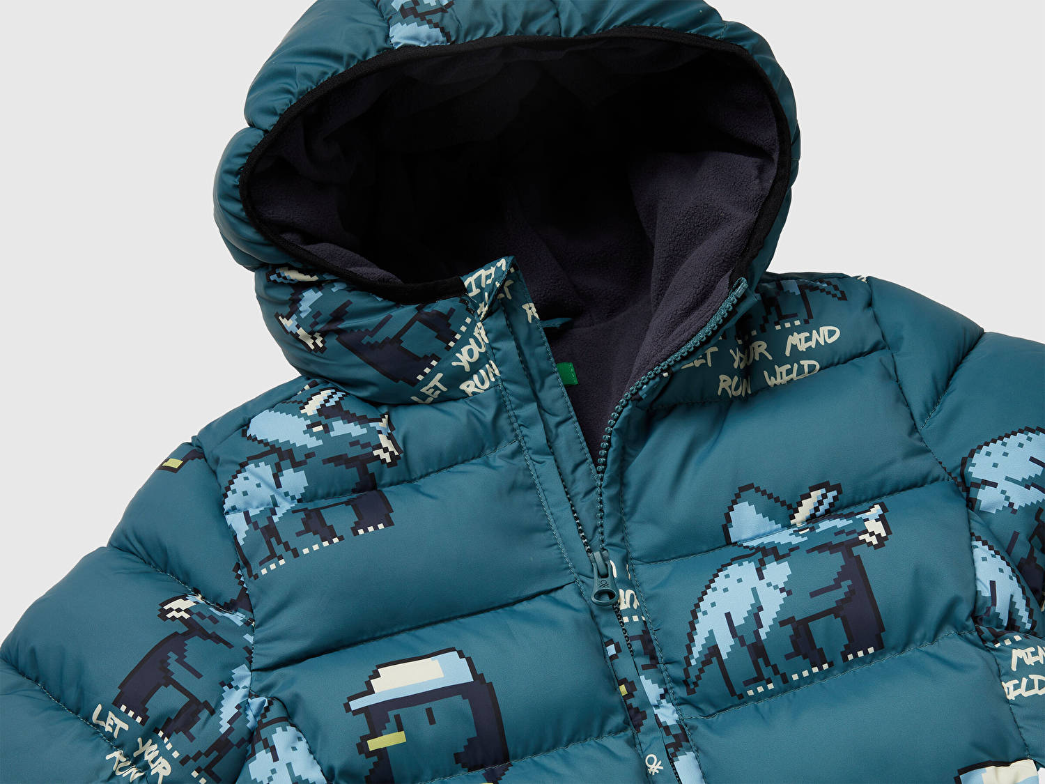 Benetton Erkek Bebek Koyu Yeşil Tamamı Baskılı Logo İşlemeli Kapüşonlu Eco Kaz Tüyü Mont