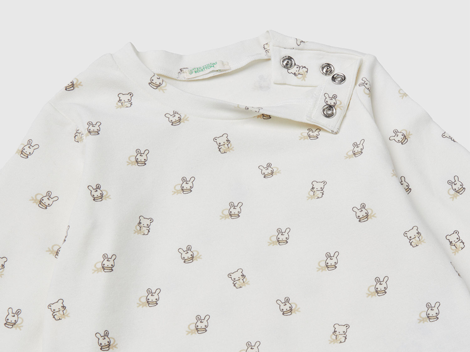 Benetton Bebek Ekru-Toz Pembe Desenli Uzun Kollu T-shirt ve Tavşan İşlemeli Salopet Takım