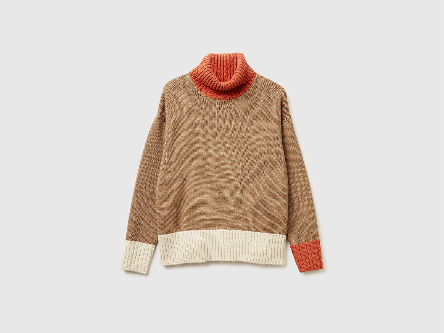 Benetton Kadın Açık Kahverengi Akrilik ve Yün Karışımlı Çok Renkli Balıkçı Yaka Kazak