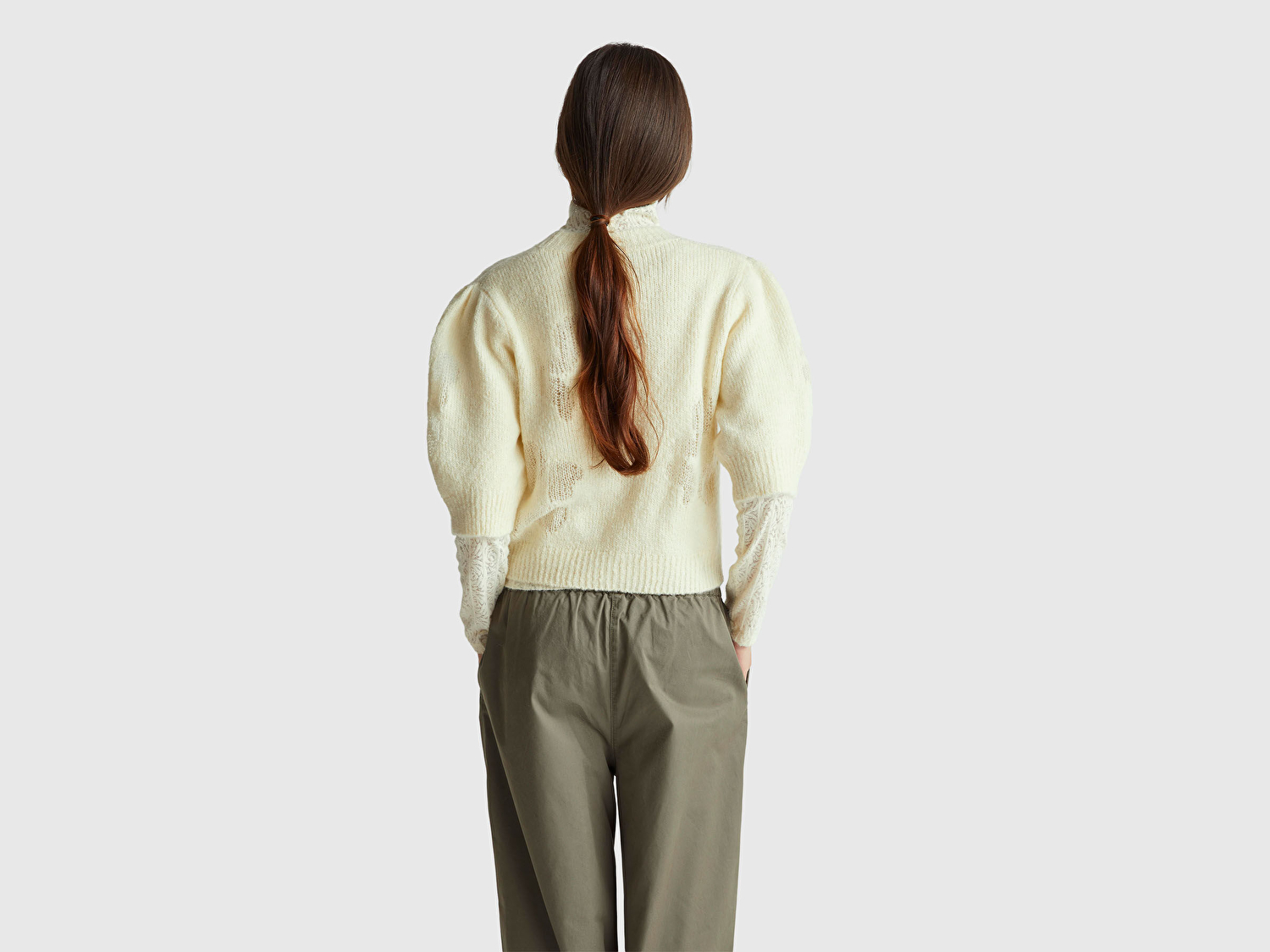 Benetton Kadın Krem Akrilik ve Yün Karışımlı Desenli Yarım Kol Kazak