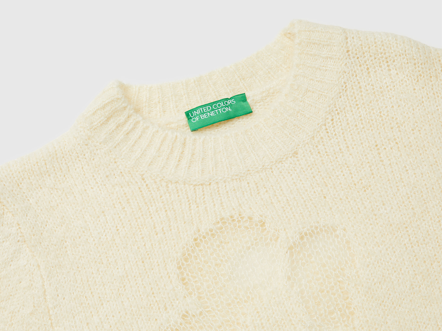 Benetton Kadın Krem Akrilik ve Yün Karışımlı Desenli Yarım Kol Kazak