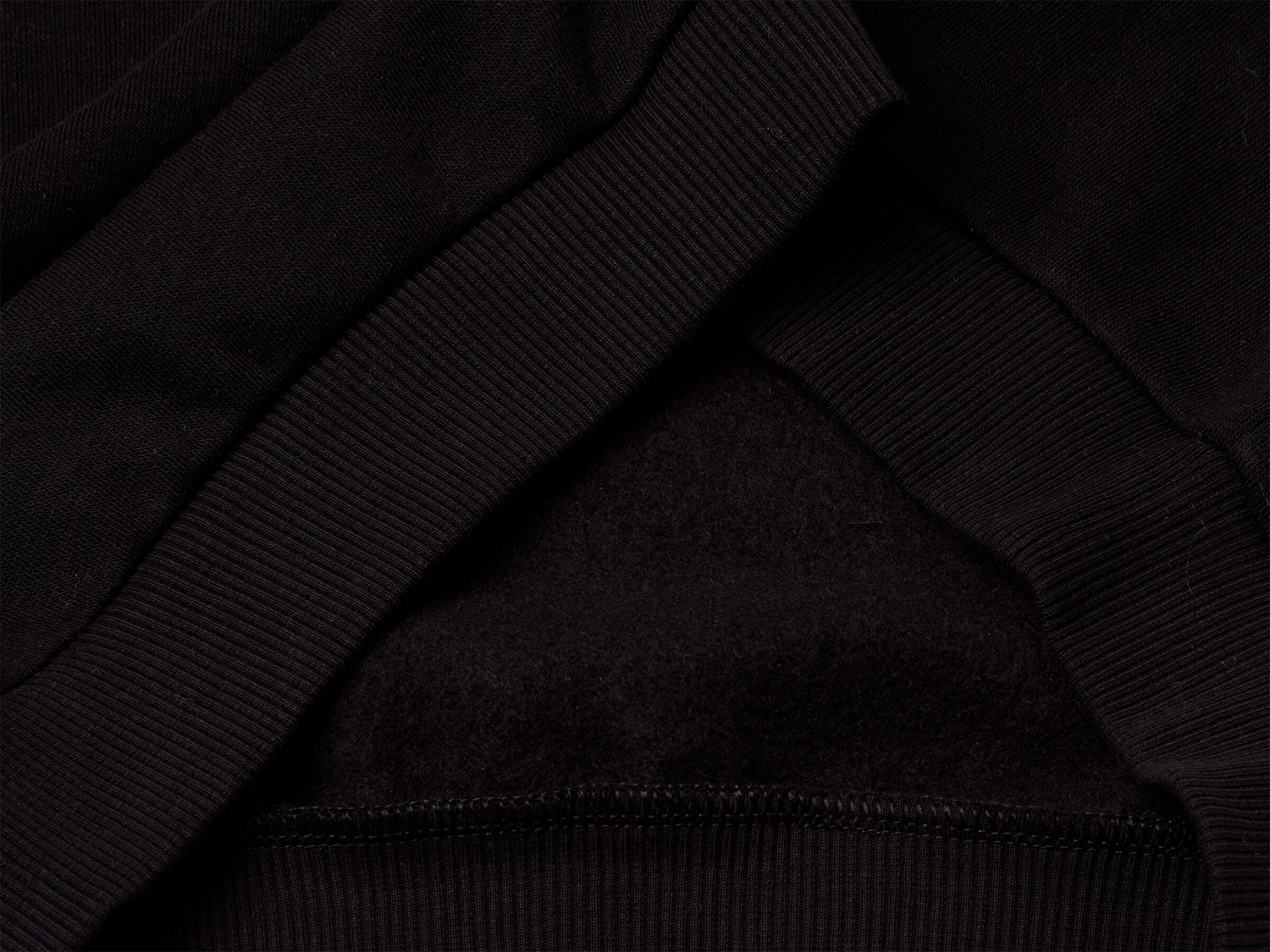 Benetton Kız Çocuk Siyah Payet İşlemeli Nervürlü Regular Fit Kapüşonlu Sweatshirt