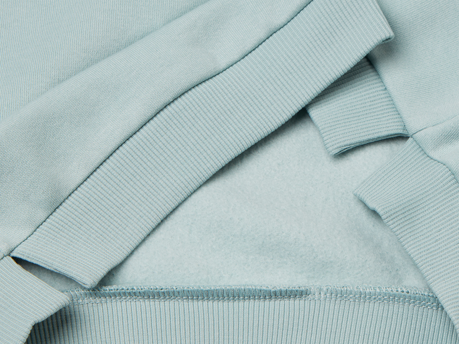 Benetton Kız Bebek Su Yeşili Renk Bloklu Simli Logo Baskılı Yırtmaçlı Sweatshirt 