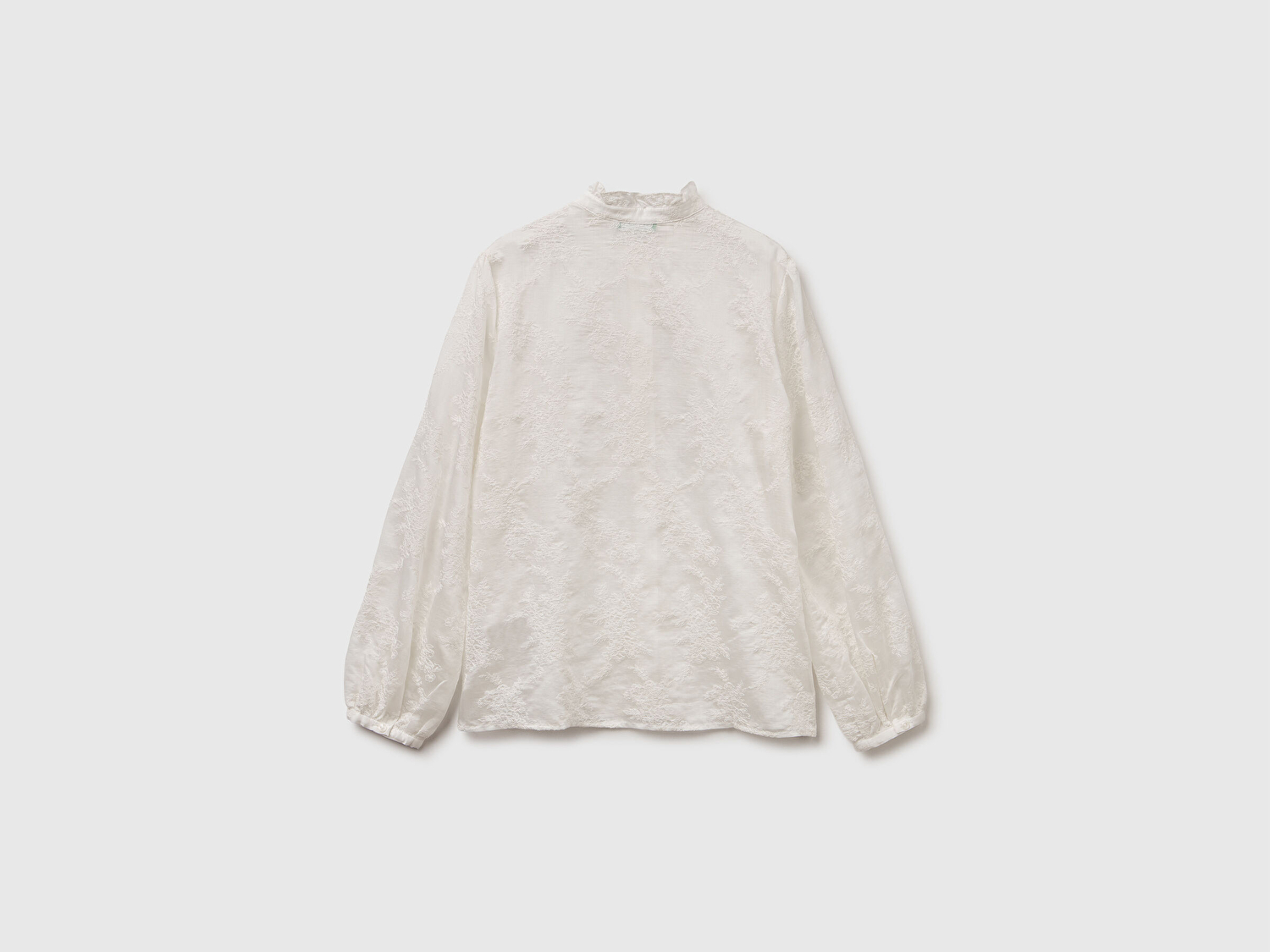 Benetton Kadın Ekru Liyosel ve Pamuk Karışımlı Düğmeli Kolu Lastikli Gömlek