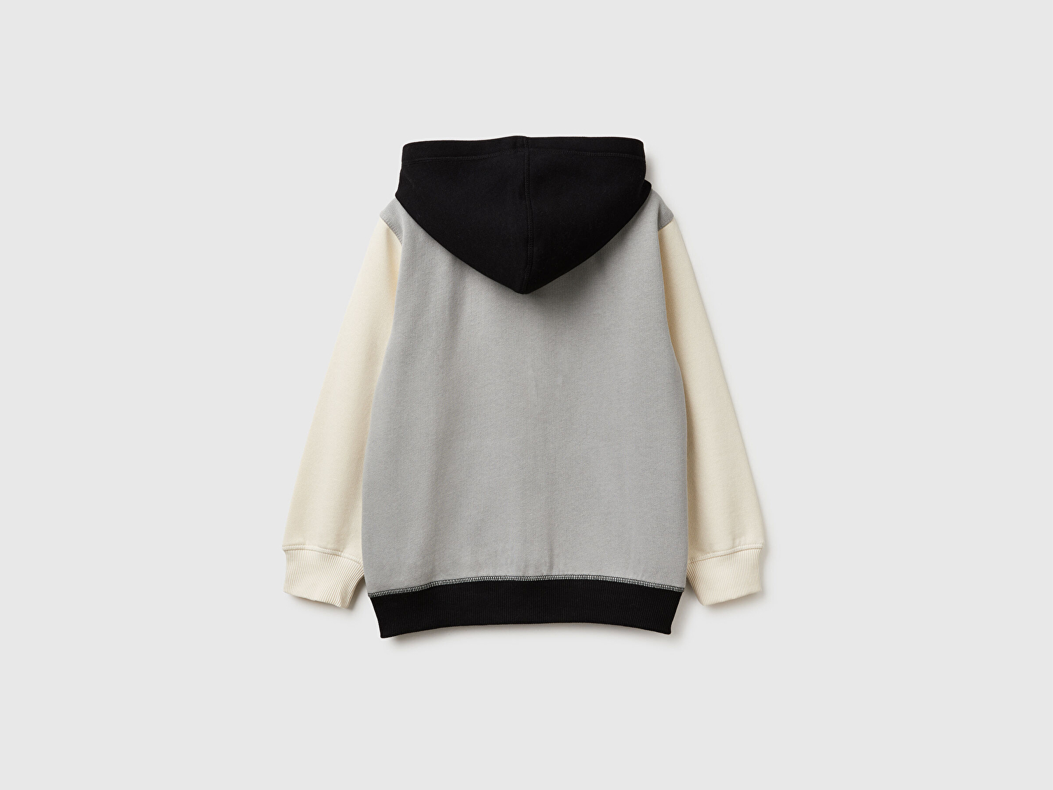 Benetton Erkek Çocuk Gri-Krem Önü Logo Baskılı Cepli Fermuarlı Sweatshirt