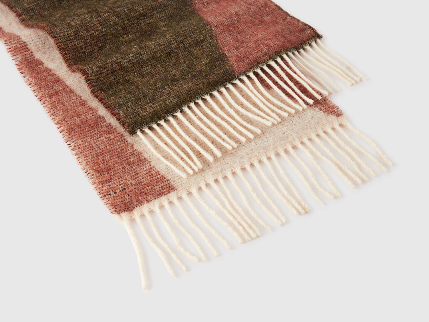 Benetton Kadın Haki Akrilik Karışımlı Desenli Püsküllü Atkı