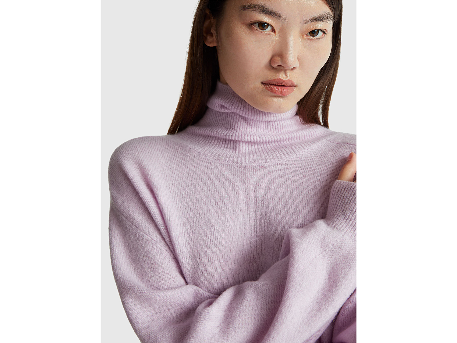 Benetton Kadın Lila Akrilik ve Yün Karışımlı Düşük Omuzlu Balıkçı Yaka Kazak