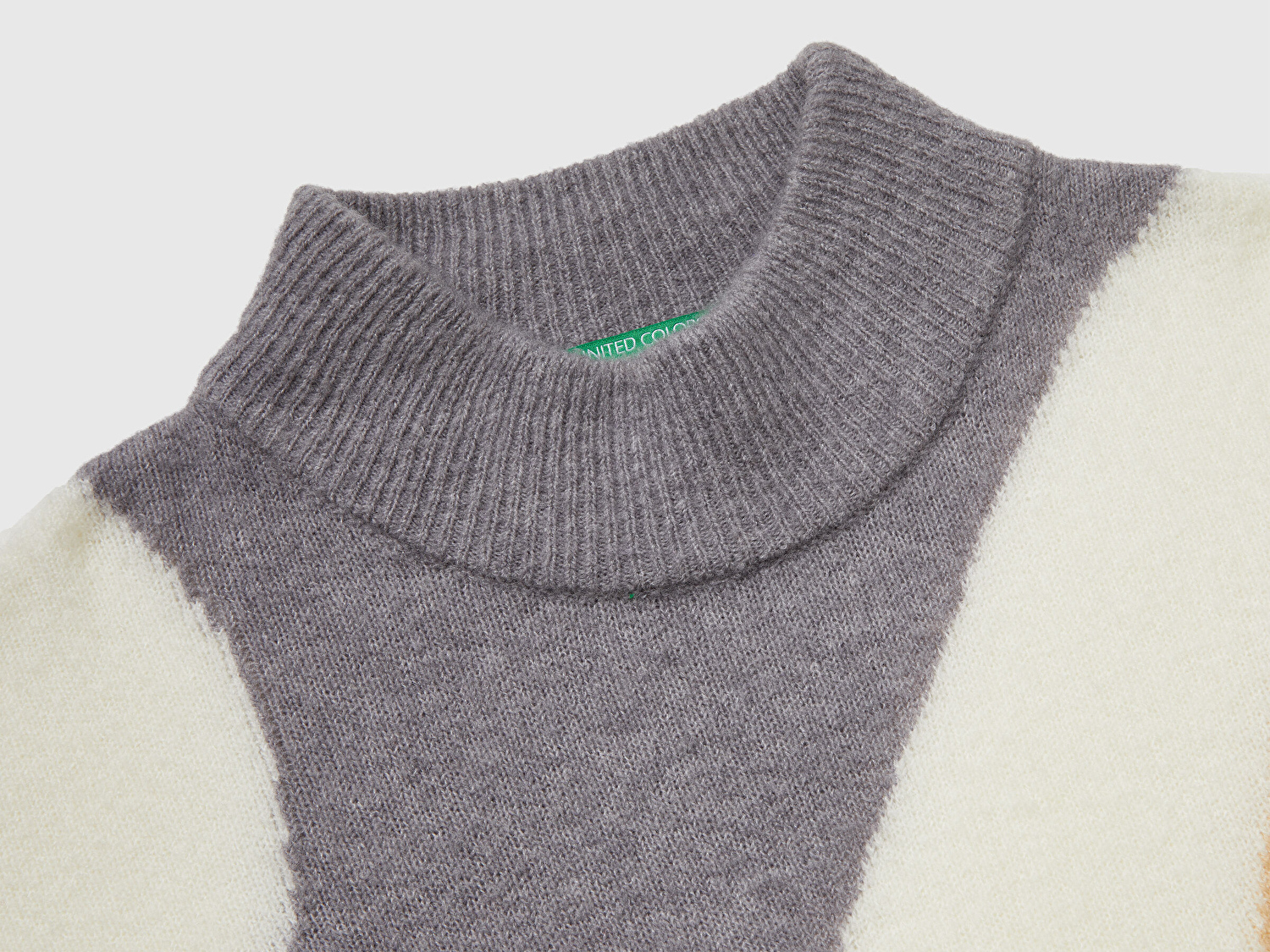 Benetton Kadın Krem Mix Akrilik ve Yün Karışımlı Desenli Bisiklet Yaka Kazak