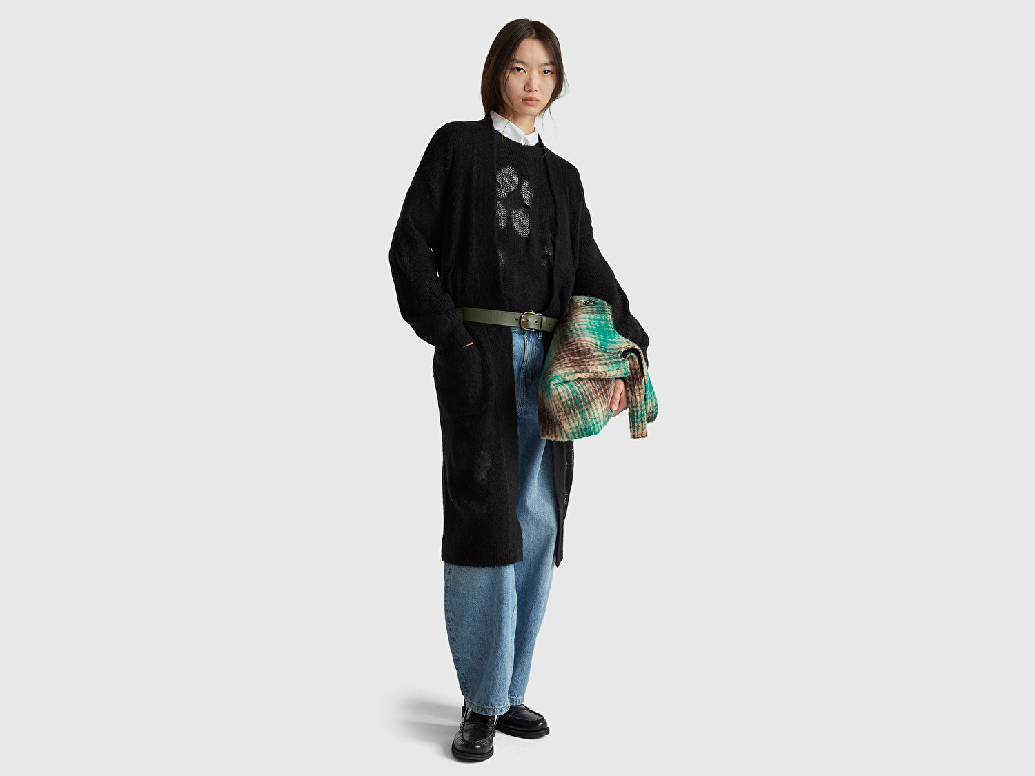 Benetton Kadın Siyah Akrilik ve Yün Karışımlı Ribana Detaylı Cepli Uzun Hırka