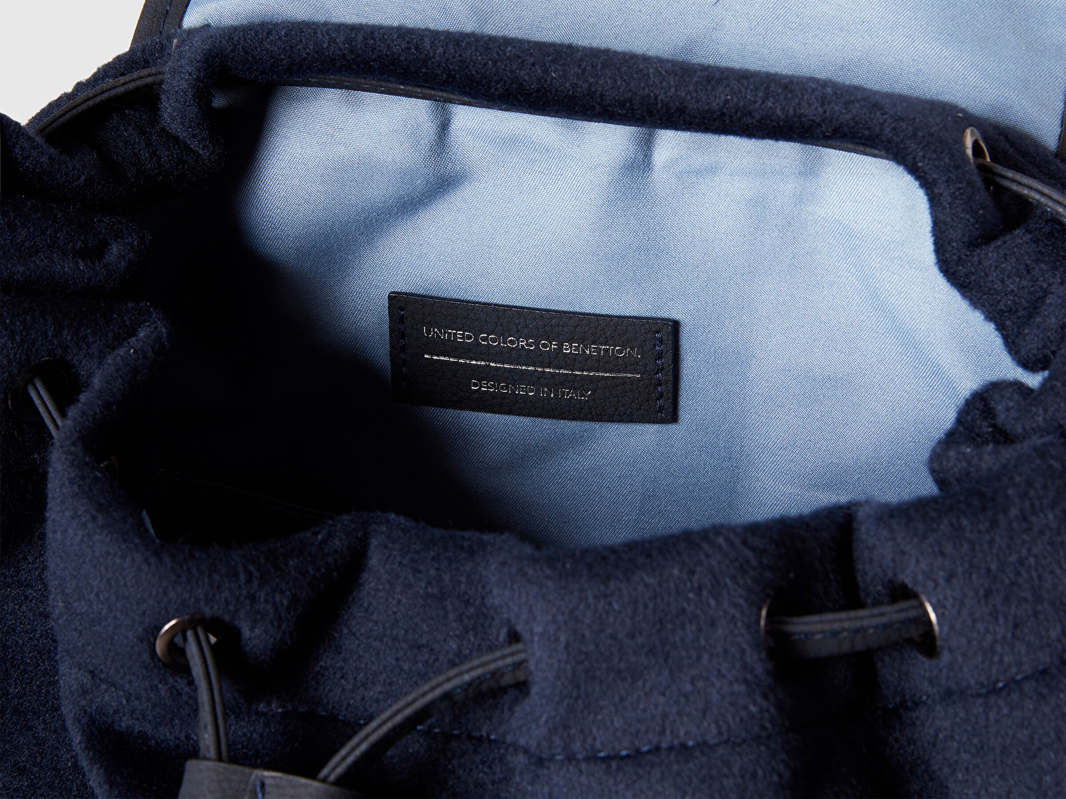 Benetton Erkek Lacivert Logo Detaylı Çok Cepli Sırt Çantası