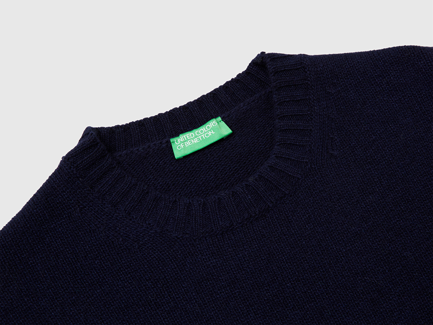 Benetton Erkek Lacivert Yün Karışımlı Önü Logo İşlemeli Bisiklet Yaka Kazak