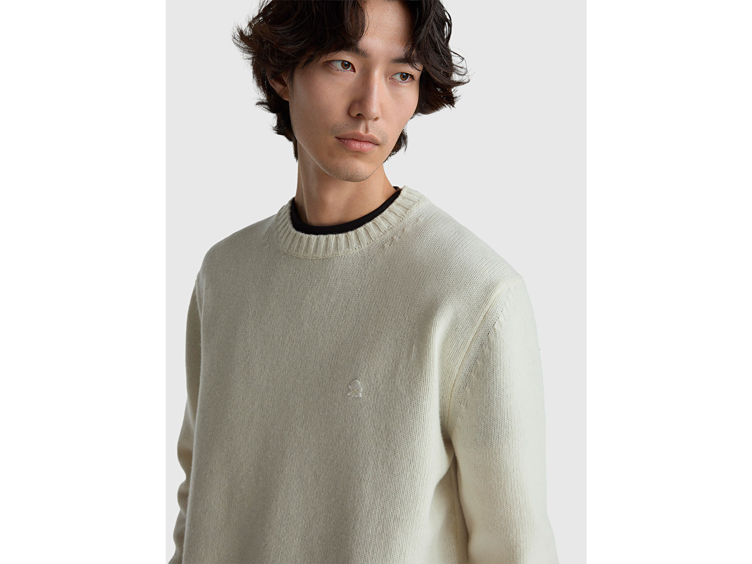 Benetton Erkek Krem Yün Karışımlı Önü Logo İşlemeli Bisiklet Yaka Kazak