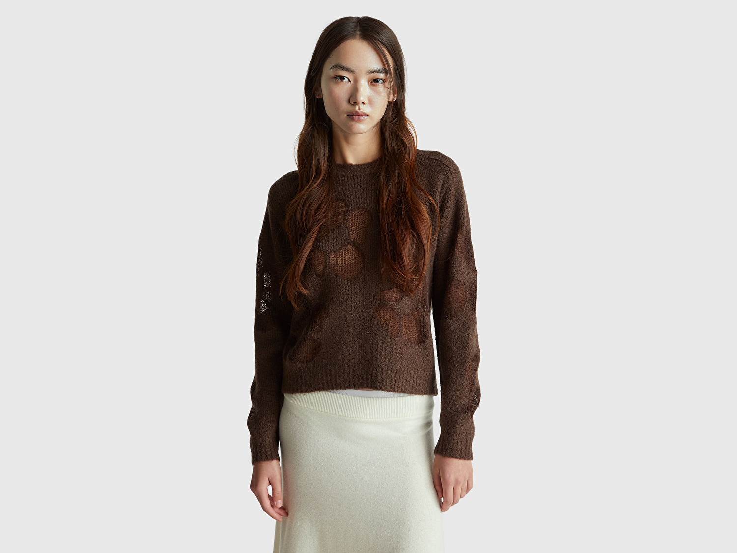 Benetton Kadın Koyu Kahverengi Akrilik ve Yün Karışımlı Desenli Bisiklet Yaka Kazak