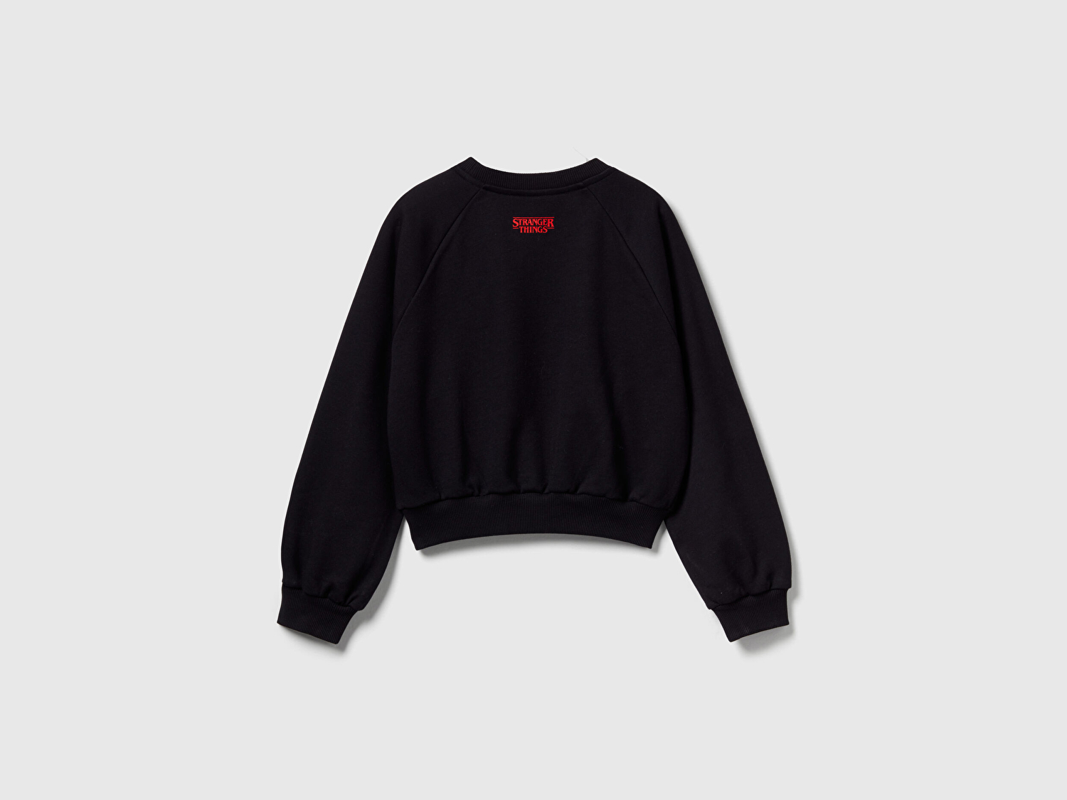 Benetton Kız Çocuk %100 Pamuk Kısa Kesim Stranger Things Ön Baskı Detaylı Ribanalı Sweatshirt