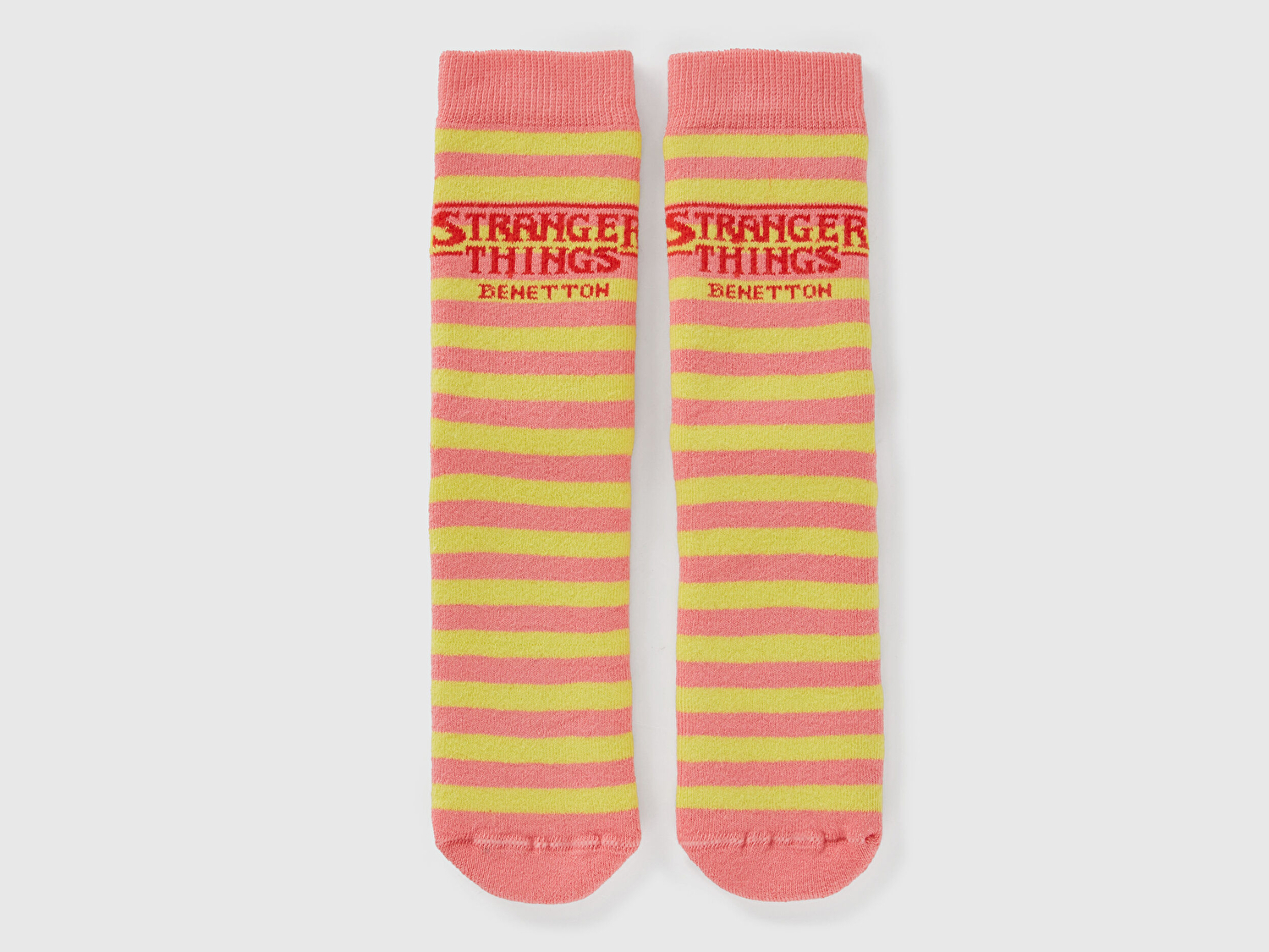 Benetton Erkek Çocuk Lacivert Pamuk Karışımlı Stranger Things Jakarlı Çizgili Kaymaz Çorap