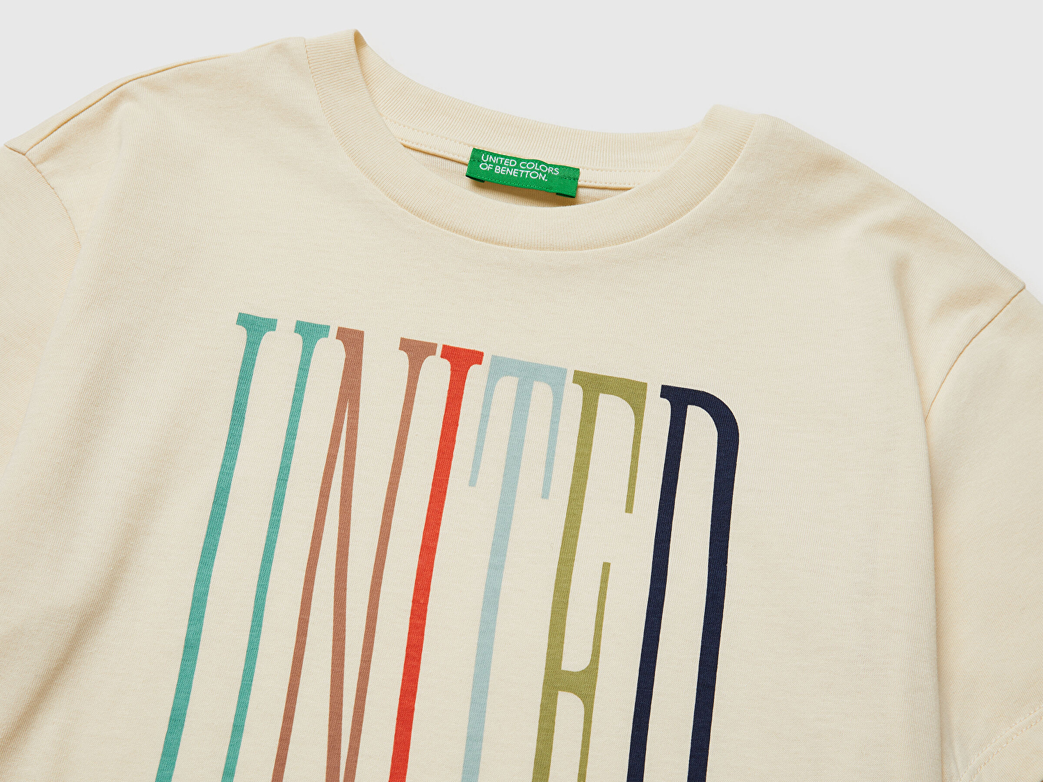 Benetton Erkek Çocuk Krem Önü Logo Baskılı Bisiklet Yaka T-Shirt