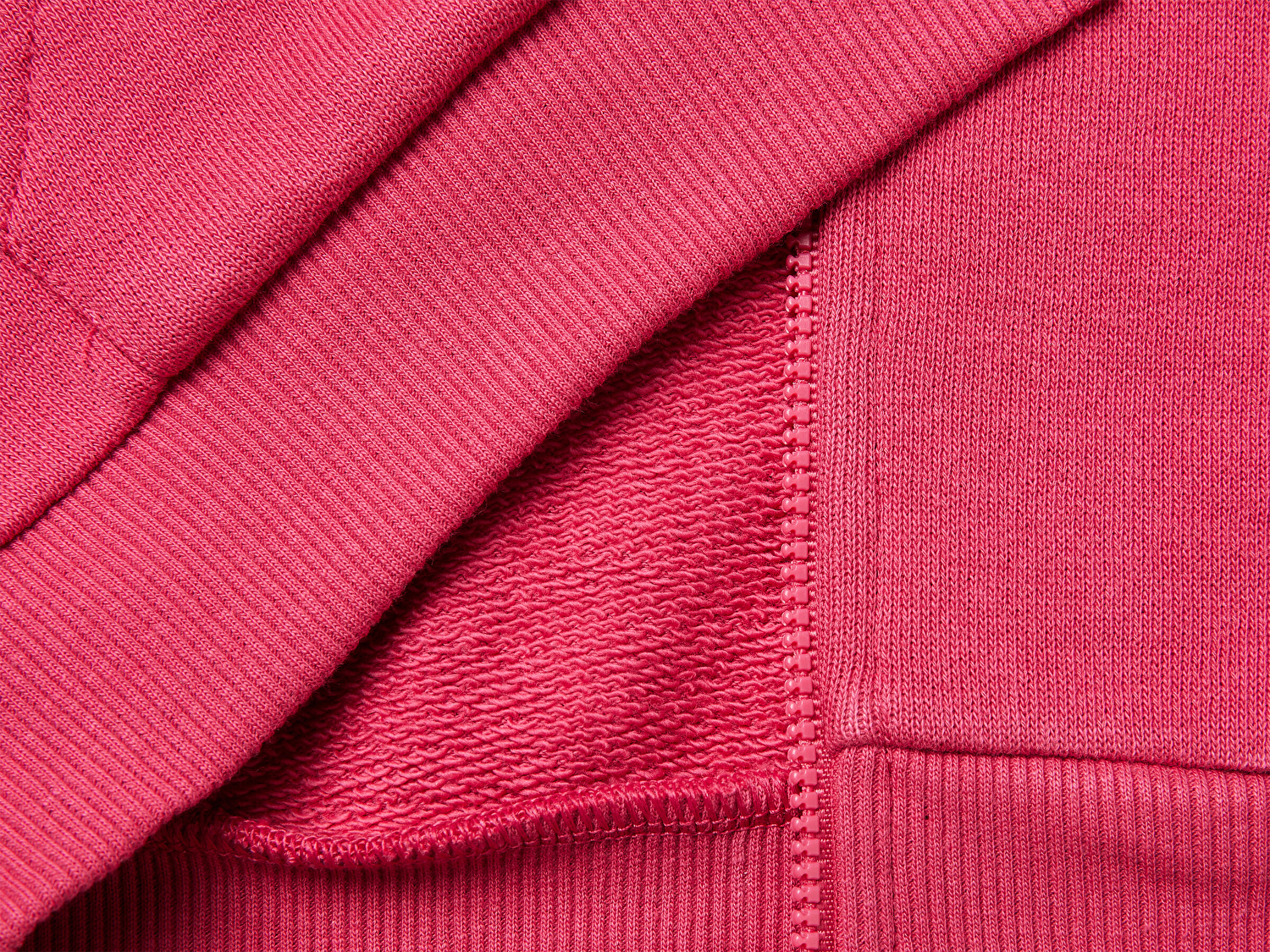 Benetton Kız Bebek Koyu Pembe Simli Grafik Baskılı Logolu Cepli Fermuarlı Sweatshirt
