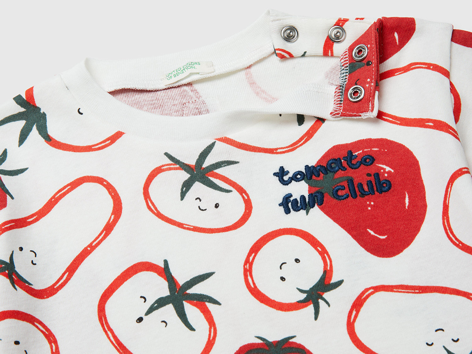 Benetton Bebek Krem Omzu Gizli Çıtçıtlı Domates Desenli Yuvarlak Yaka T-Shirt