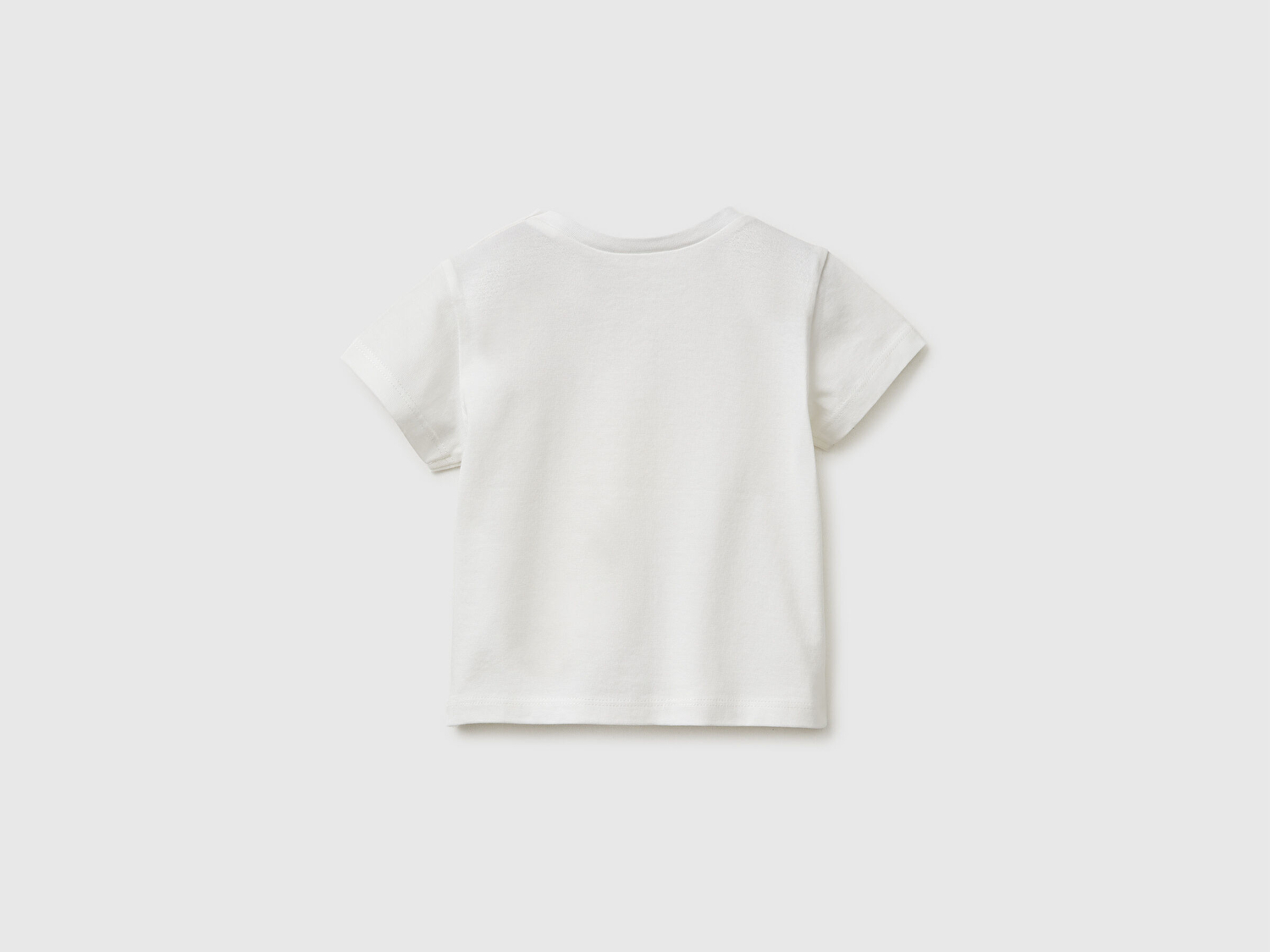 Benetton Bebek Beyaz Omzu Gizli Çıtçıtlı Baskılı Kısa Kollu T-Shirt