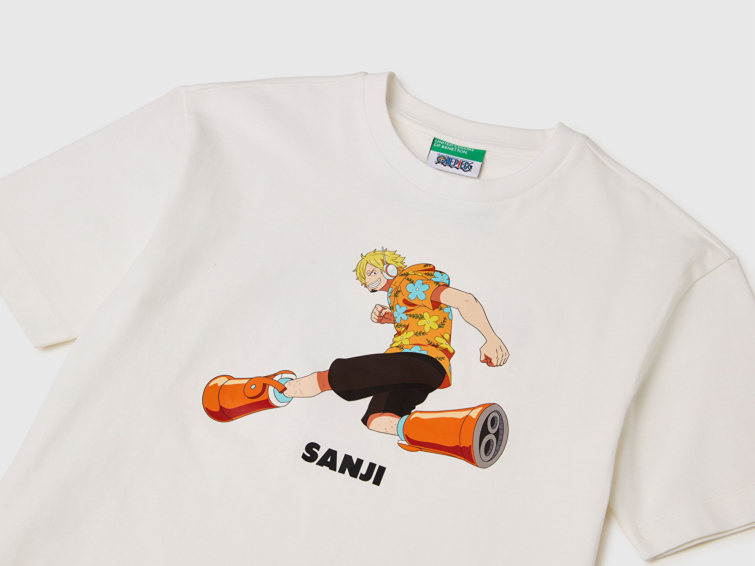 Benetton Erkek Çocuk Beyaz Önü ve Arkası One Piece Baskılı Bisiklet Yaka T-Shirt