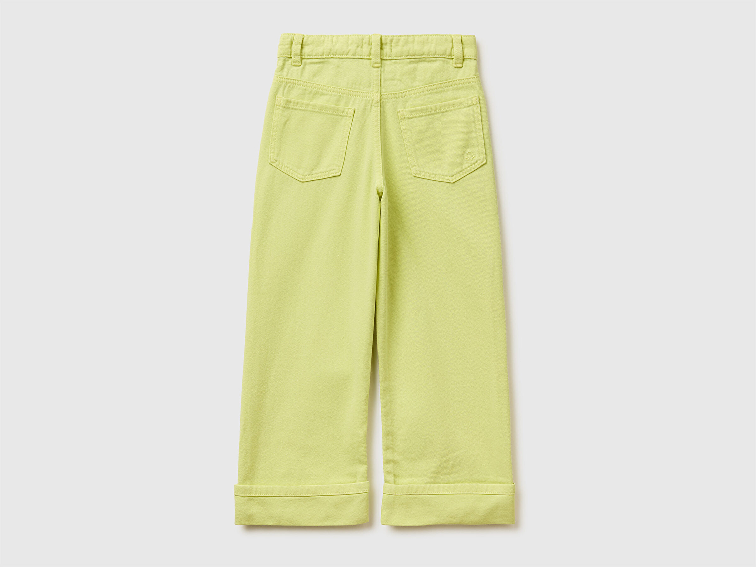 Benetton Kız Çocuk Sarı Arkası Logo İşlemeli Boyalı Paçası Kıvrık Pantolon