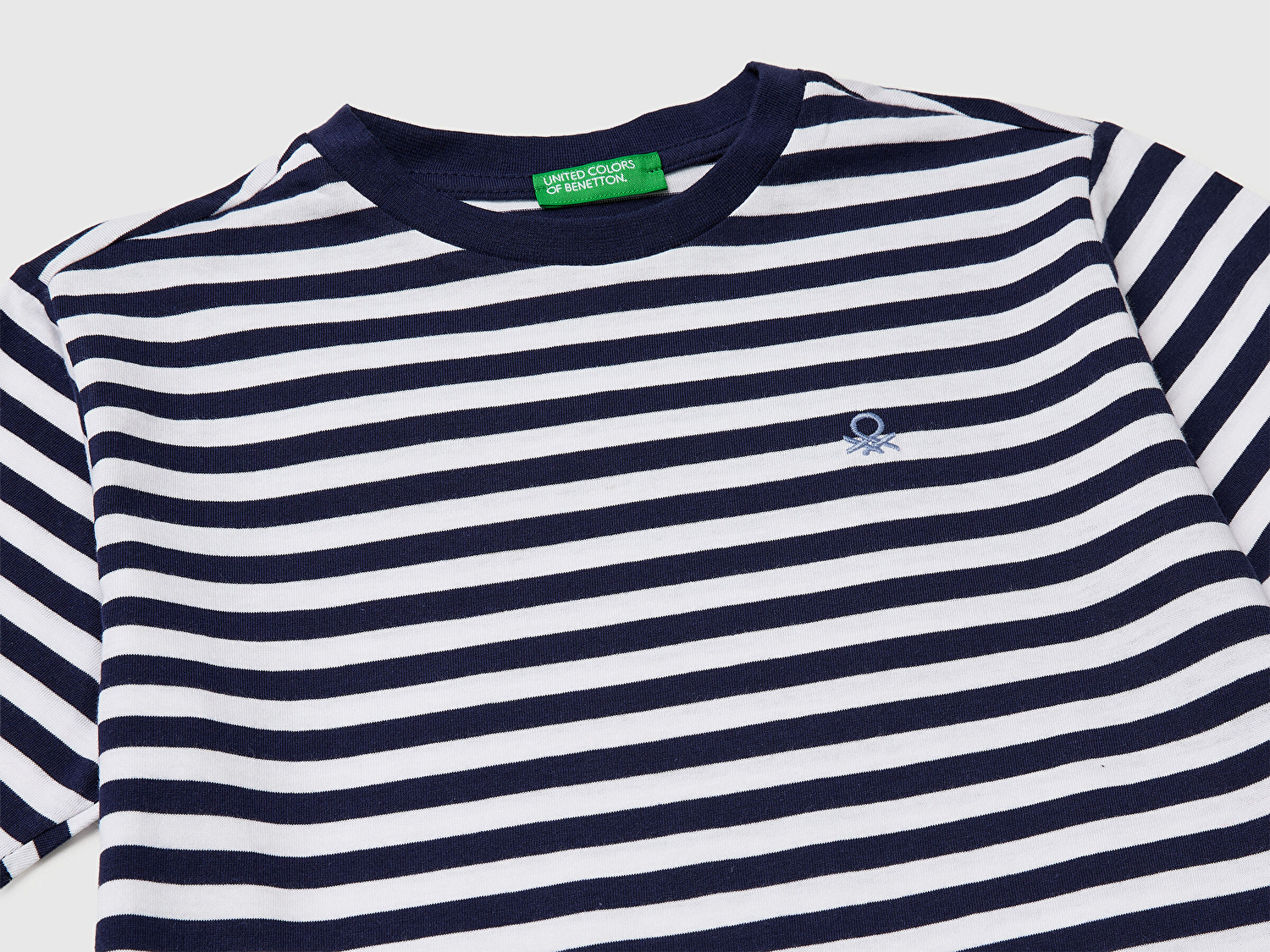 Benetton Erkek Çocuk Koyu Mavi Mix Çok Renkli Logo İşlemeli Çizgili T-Shirt