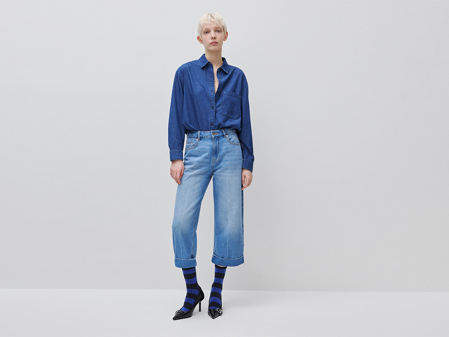 Benetton Kadın Lacivert %100 Pamuk Yamalı Cepli Düğmeli Denim Gömlek