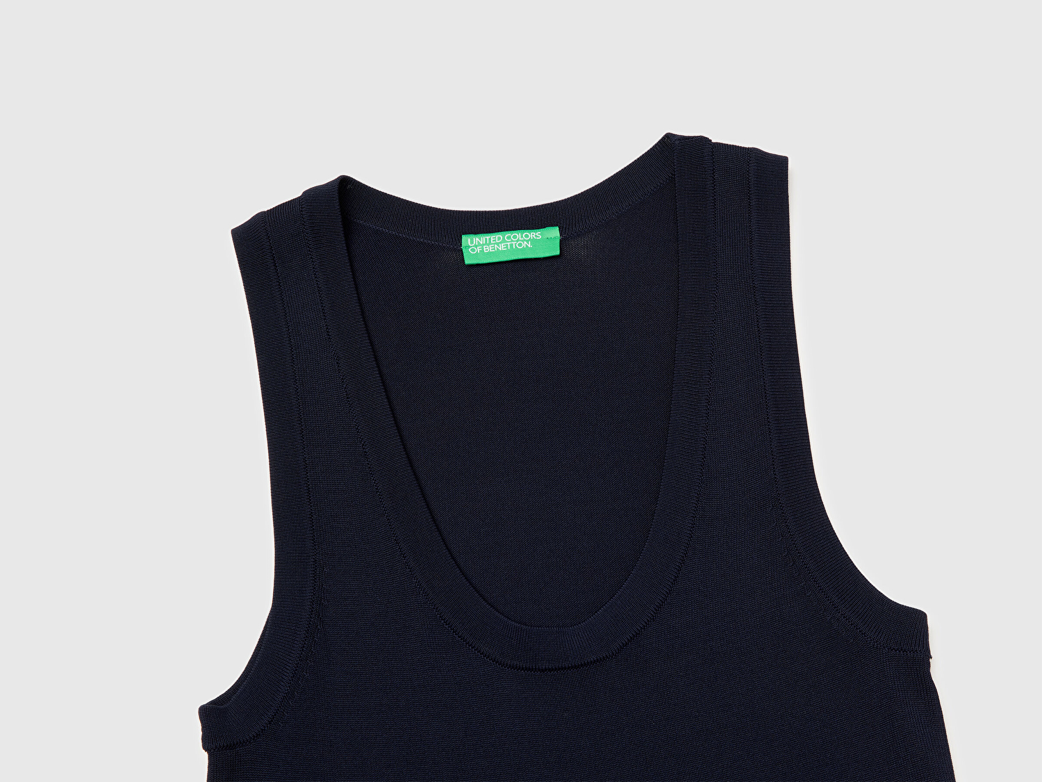 Benetton Kadın Lacivert Viskoz Karışımlı Slim Fit Geniş Yuvarlak Yaka Atlet