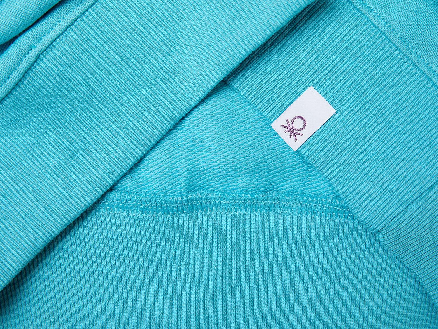 Benetton Erkek Çocuk Açık Mavi Önü ve Arkası Baskılı Etek Ucu Logolu Bisiklet Yaka Sweatshirt