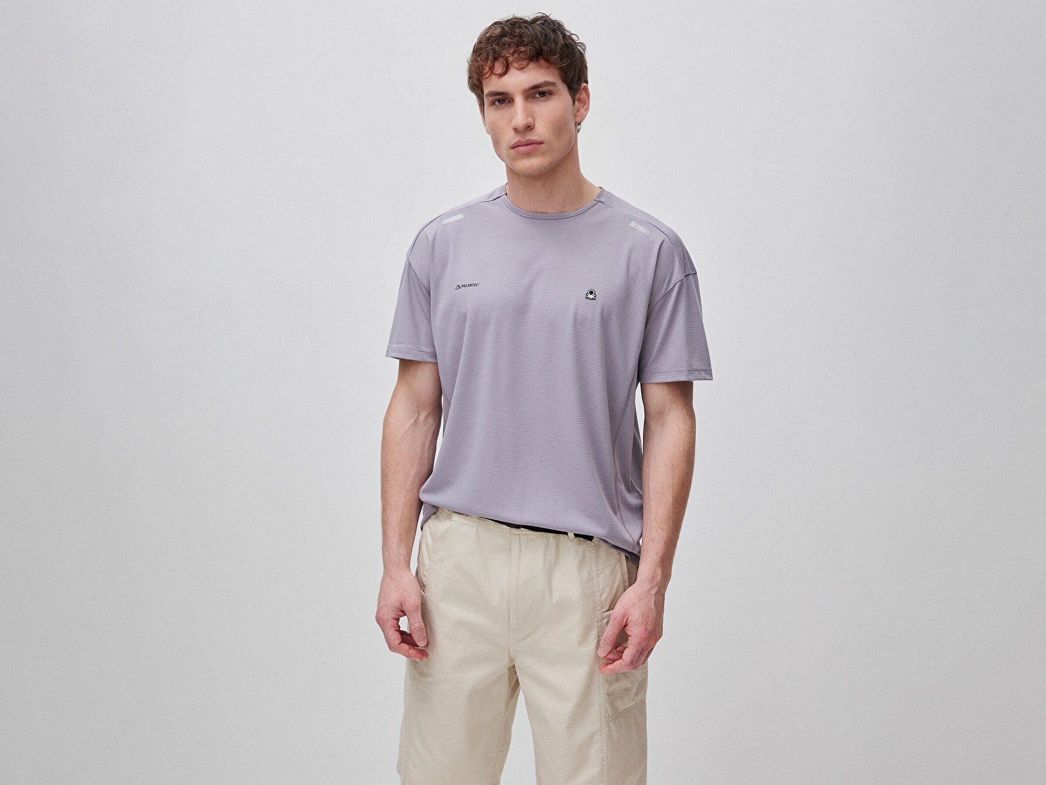 Benetton Erkek Gri  Reflektif Baskılı Logolu Bisiklet Yaka T-Shirt