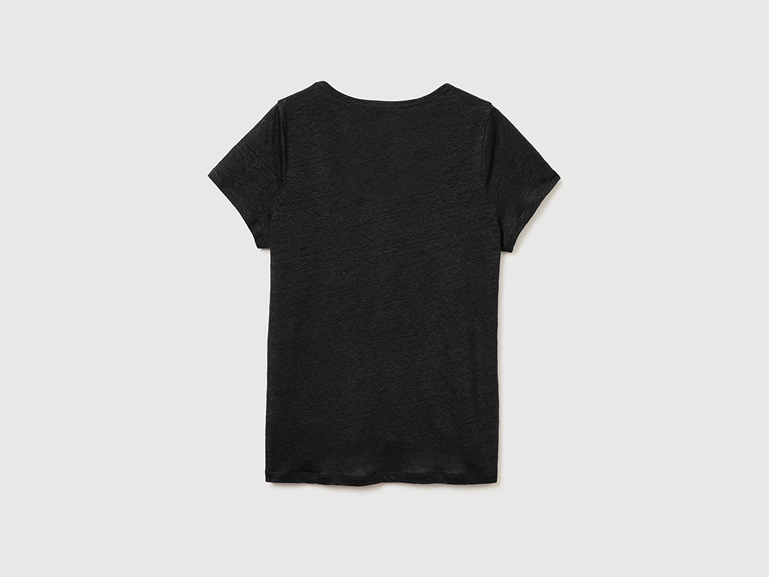 Benetton Kadın Siyah %100 Keten Geniş Yaka Kısa Kollu T-Shirt