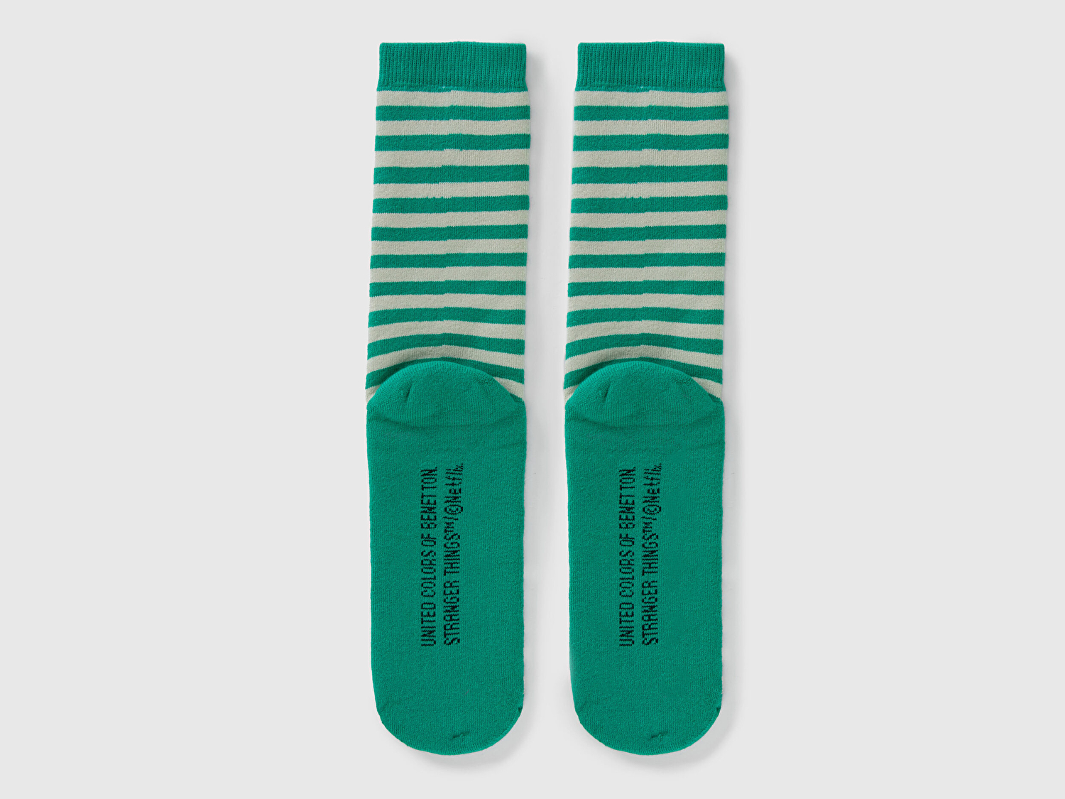 Benetton Unisex Yeşil Çizgili Stranger Things  Uzun Çorap