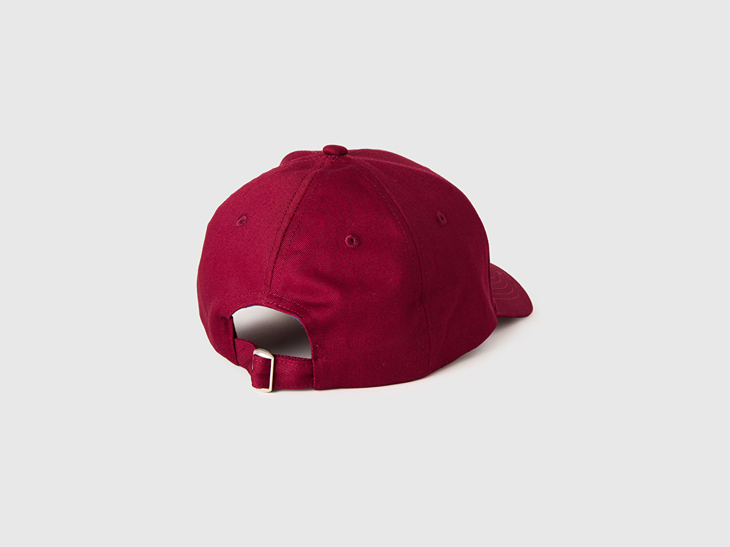 Benetton Erkek Bordo Logolu Kep