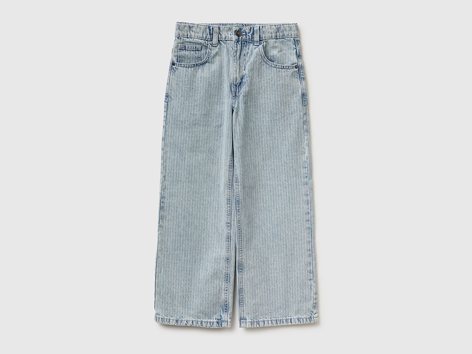 Benetton Erkek Çocuk Buz Mavisi Cebi Logo Nakışlı İnce Çizgili Rahat Kalıp Denim Pantolon
