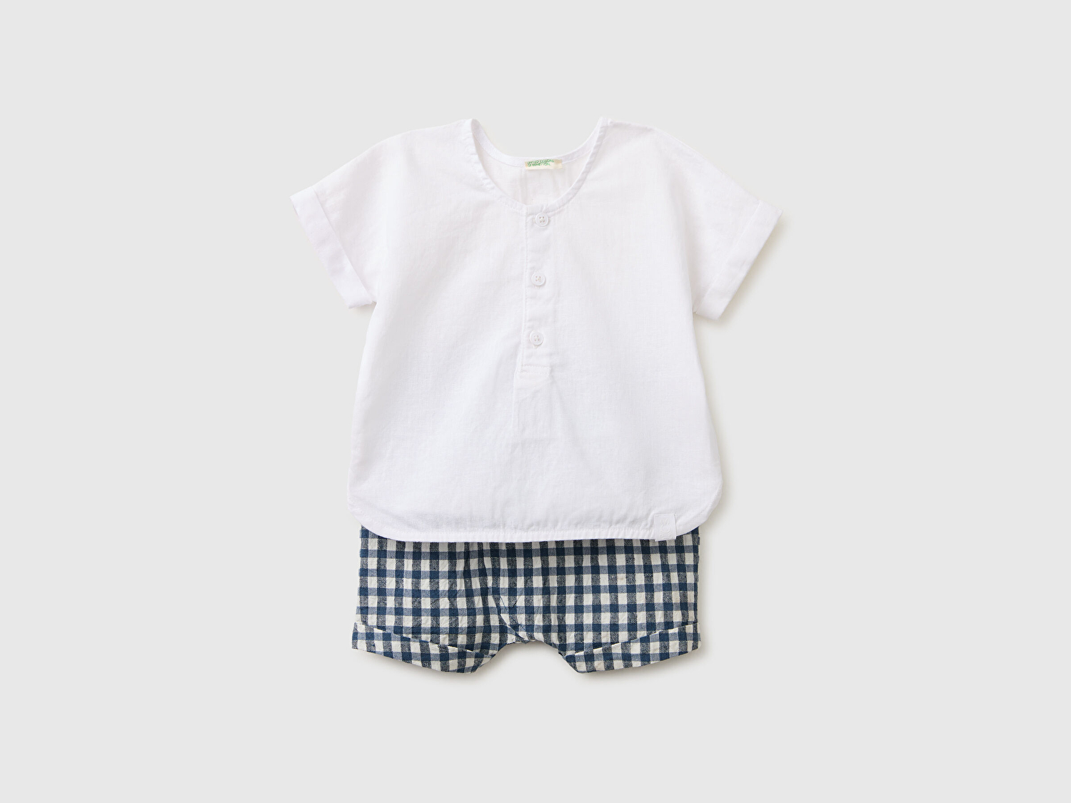 Benetton Bebek Beyaz mix Kimono Kollu Henley T-Shirt ve Çizgili Şortlu Takım