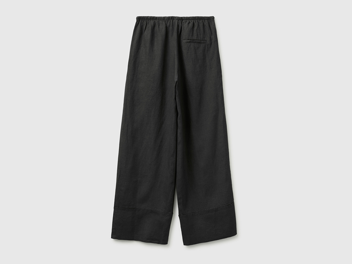 Benetton Kadın Siyah %100 Keten Beli Lastikli Bol Kesim Kıvrık Paça Pantolon