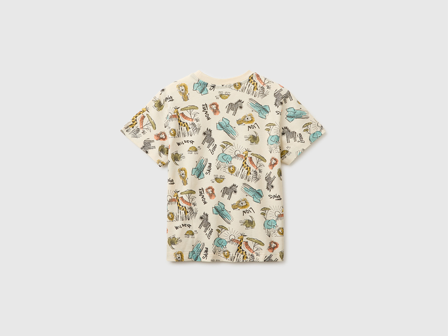 Benetton Erkek Bebek Bej Ön Cebi Logo Detaylı Tamamlı Desenli T-Shirt