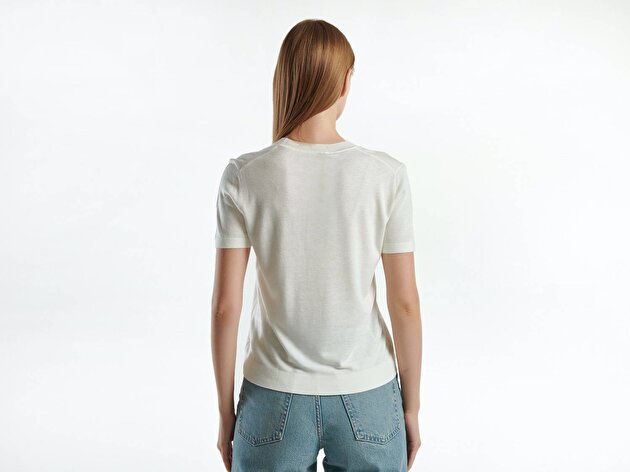 Benetton Kadın Krem İpek Karışımlı Yuvarlak Yaka Önü Detaylı Kısa Kollu Kazak