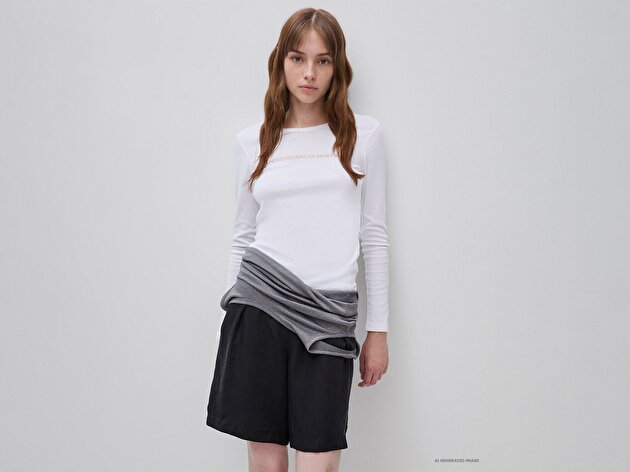 Benetton Kadın Beyaz %100 Pamuk Regular Fit Ribanalı Uzun Kollu T-Shirt