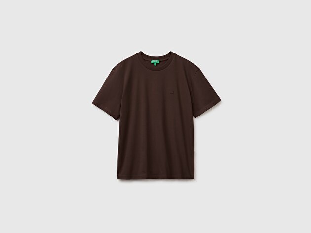 Benetton Erkek Koyu Kahverengi %100 Koton Logolu Bisiklet Yaka T-Shirt