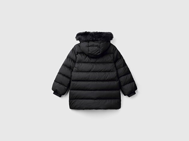 Benetton Kız Çocuk Siyah Sol Göğsü Logolu Çıkarılabilir Kapüşonlu Uzun Kuş Tüyü Ceket