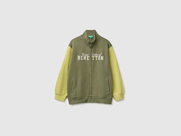 Benetton Erkek Çocuk Haki Önü İşlemeli Ribanalı Cepli Fermuarlı Dik Yaka Sweatshirt