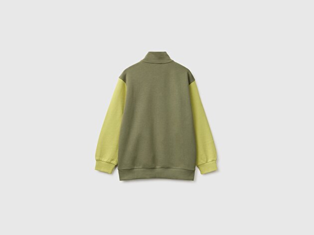 Benetton Erkek Çocuk Haki Önü İşlemeli Ribanalı Cepli Fermuarlı Dik Yaka Sweatshirt