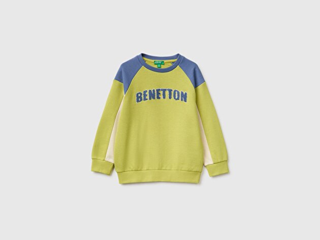 Benetton Erkek Bebek Fıstık Yeşili Önü İşlemeli Ribanalı Renk Bloklu Bisiklet Yaka Sweatshirt