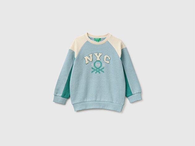 Benetton Erkek Bebek Mavi Mix Önü İşlemeli Ribanalı Renk Bloklu Bisiklet Yaka Sweatshirt
