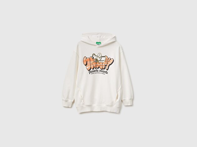 Benetton Erkek Çocuk Beyaz Önü Snoopy Baskılı Oversize Uzun Kollu Kapüşonlu Sweatshirt